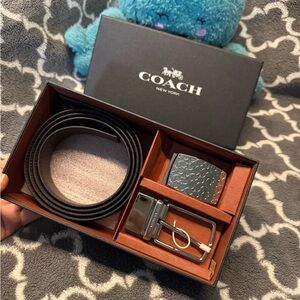 NWT Coach Black and Silver Men's Belt Set with gift box